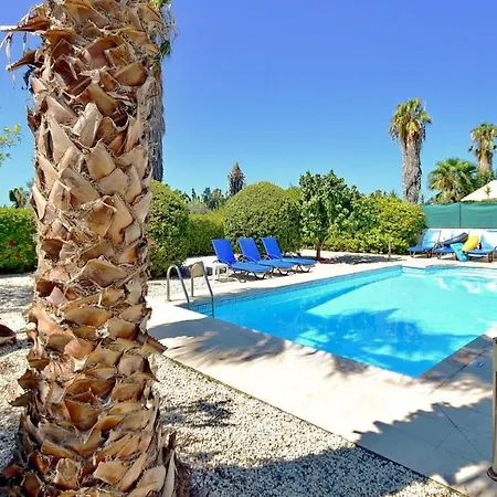 Ambrosia Villa *