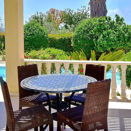Ambrosia * Paphos